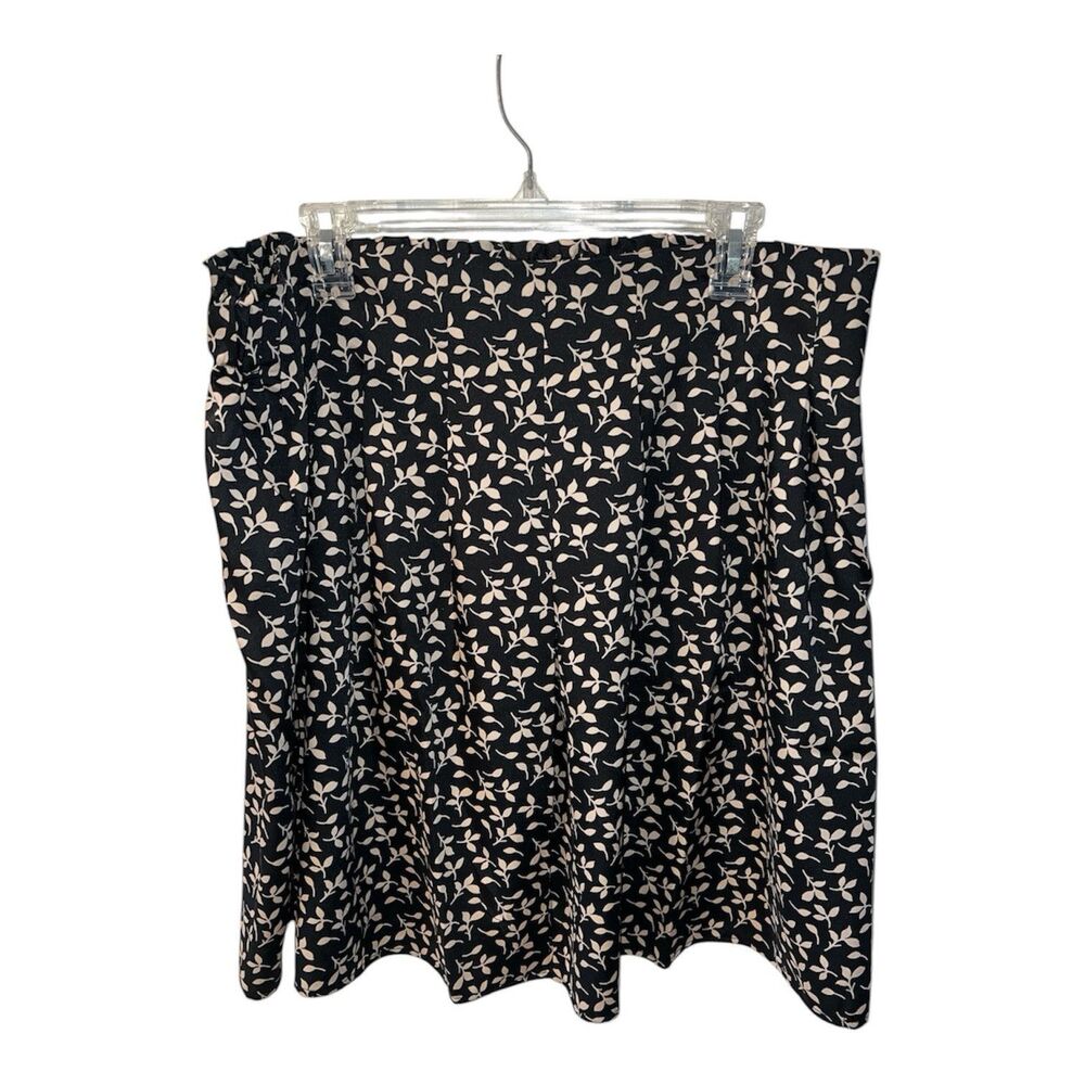 Loft skirt Womens XXL Pull On Leafed pleated Elastic Waist Coastal beachy New - Picture 2 of 10